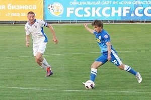 Первый матч крымского футбольного чемпионата завершился вничью
