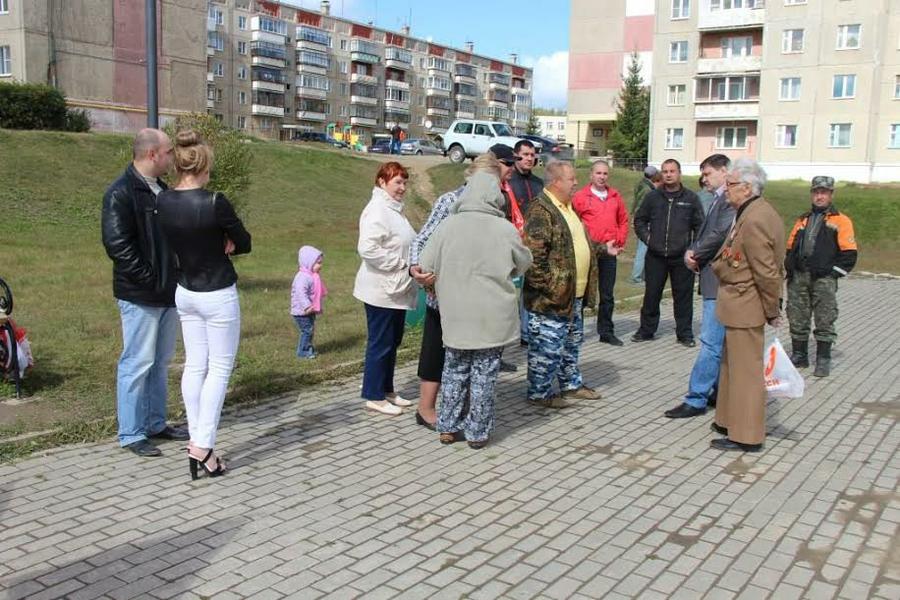 Погода в карабаше челябинской. Карабаш день города. Мэр города Карабаш Челябинской области. Карабаш депутат. Мацкевич коммунисты Карабаш.