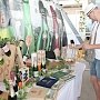 На винном фестивале «Новый Свет» представил на дегустацию 6 марок фирменного шампанского и игристого вина