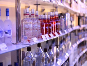 Лицензии на продажу алкоголя получили около 1500 предприятий