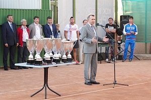Открытие первого Всероссийского турнира по теннису между ветеранов прошло в Симферополе