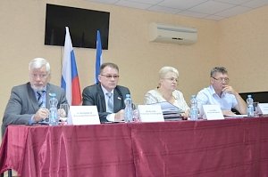 Наталья Маленко: Депутатский корпус Крыма заинтересован в повышении эффективности правоприменительной практики