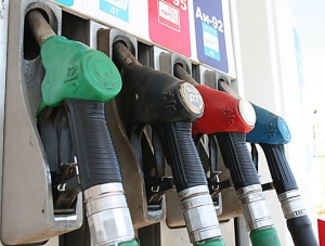 Крымскую АЗС наказали штрафом за некачественное топливо
