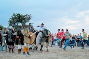 Севастопольские спасатели обеспечили безопасность Крымского военно-исторического фестиваля