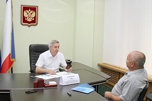 Эдип Гафаров провел прием граждан