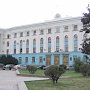 В Симферополе в здание Совета Министров стреляли из пневматики