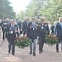 Михаил Шеремет совместно с британскими и русскими ветеранами возложил цветы к мемориалу «Вечный огонь»