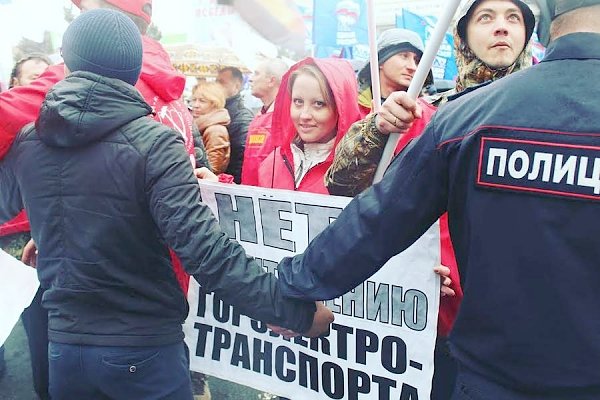 Саратовская полицейщина против активистов КПРФ