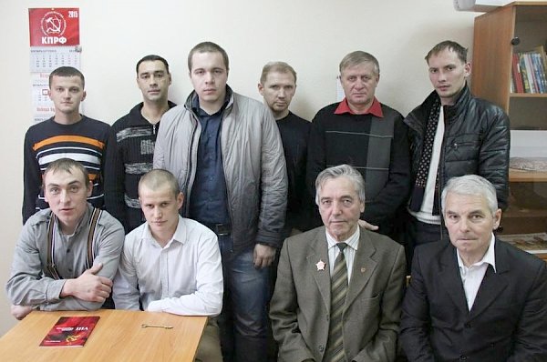 Прошёл новый выпуск партийной школы Челябинского обкома КПРФ