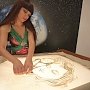 Крымская художница Ксения Симонова выступит перед «Драконовым Королем Бутана»