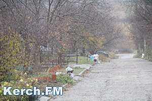 У керчан с улицы не вывозят мусора из-за нехватки водителей