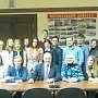 Следующие группы школьников и студентов посетили фракцию КПРФ в Государственной Думе