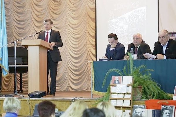 Д.Г. Новиков принял участие в работе конференции «В поисках утраченного единства: крымский опыт»