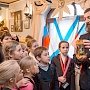 135 юных калининградцев начали своё путешествие по Столице России