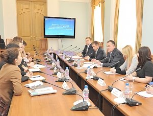 В Омске состоялась встреча с молодежным активом региона