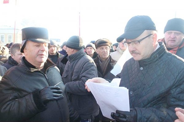 В.Н. Иконников встретился в городе Орле с протестующими дальнобойщиками