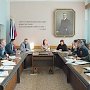 Большинство евпаторийцев уже с теплом