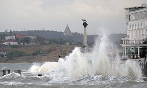 В Севастополе закрыли рейд