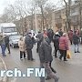 Керчанам, какие перекрыли дорогу , пообещали генератор