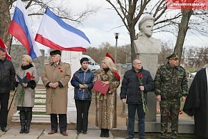 В Керчи перезахоронили останки 32 воинов