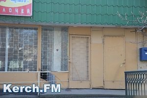 В Керчи неизвестные ограбили магазин