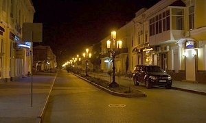 Уличное освещение в Феодосии возобновят сегодня вечером