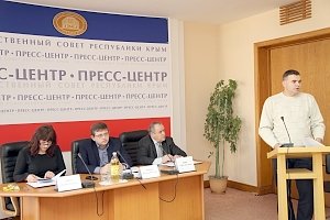 Отрасль образования в проекте бюджета Республики Крым на 2016 год получила наибольший пакет возможностей, - Владимир Бобков