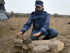 В Крыму пиротехники обезвредили две донные авиамины времен ВОВ