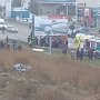 В Севастополе при столкновении BMW с бетономешалкой погибла женщина (ФОТО)
