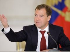Премьер-министр России получил Генпрокуратуре расследовать расходование средств крымскими чиновниками