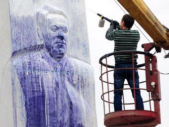 «Иногда они возвращаются». Зарисовка барнаульского коммуниста Матвея Тарантула в связи с открытием «Ельцин-центра»