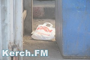В центре Керчи в мусорном баке нашли гранату