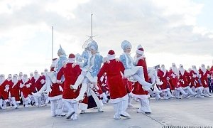 В Ялте состоялся Мороз-Парад (ФОТО)