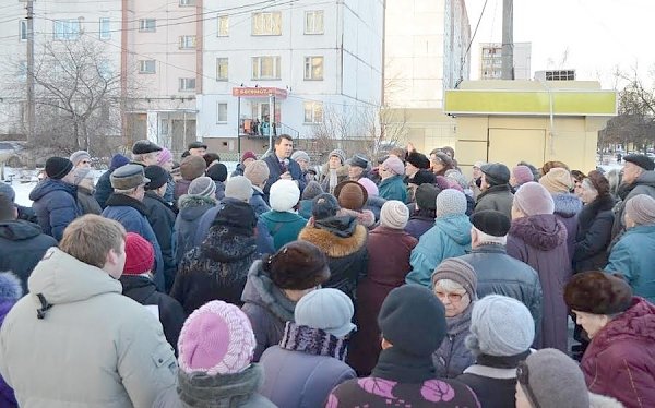 Депутат-коммунист Олег Лебедев провел массовую встречу с избирателями, жителями города Тулы