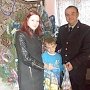 «Полицейский Дед Мороз» поздравил многодетные семьи Симферопольского района с наступившим Новым годом