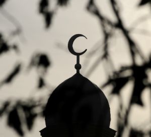 Духовное управление мусульман Крыма заявило о попытках вербовки молодых мусульман через социальные сети