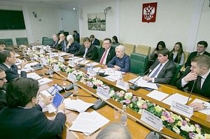Сенаторы от Крыма: Необходимо последовательно и адресно осуществлять законодательную защиту прав и интересов крымчан