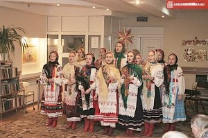 Воспитанники Керченского лицея искусств провели концерт для ветеранов
