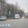 В Керчи на Свердлова столкнулись иномарка и маршрутка