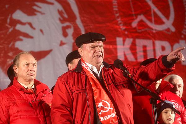 «Мы сделали все, чтобы Зюганов стал президентом». Член ЦК КПРФ Валерий Рашкин о том, почему мы до сих пор живем в 90-х