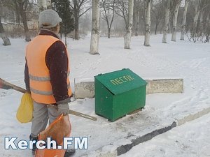 Дороги в Керчи посыпаются в соответствии с ГОСТом, — УЖКХ