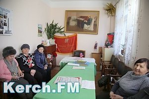 В Керчи у Совета ветеранов желают забрать помещение