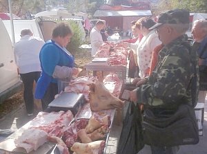 Торговать свининой на рынках запретили