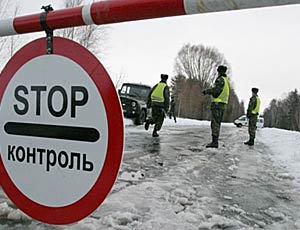 Украина официально запретила транзит российских грузовиков