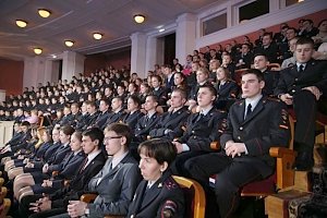 Владимир Колокольцев наградил молодых героев, спасших жизни своих сверстников и взрослых