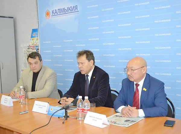 В Республике Калмыкия прошла пресс-конференция депутата-коммуниста Госдумы Н.В. Арефьева