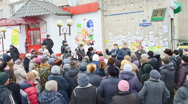 Олег Лебедев продолжает массовые встречи с избирателями в Тульской области