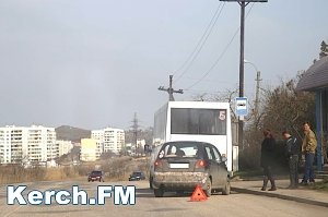 В Керчи столкнулись маршрутка и «Daewoo»