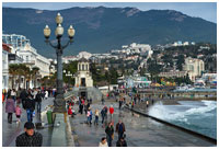 Крым попал в пятерку самых популярных мест для отдыха на мартовские праздники (видеосюжет )