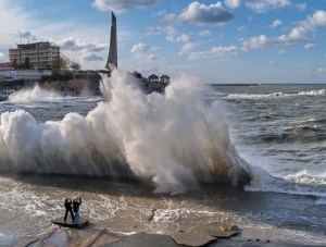 На Крымский полуостров надвигается ураган